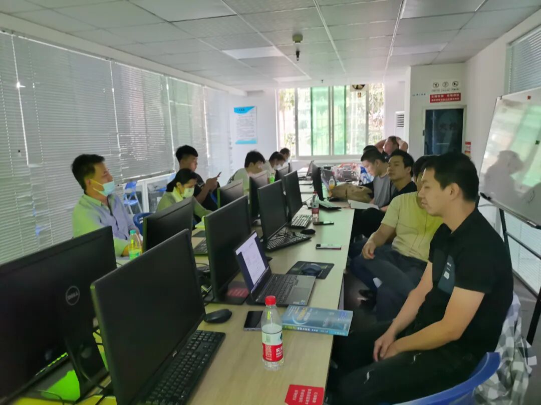 零基础也能学！西门子S7-1200 PLC编程实战班火热招生中！(图2)