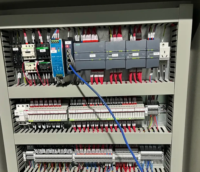 零基础也能学！西门子S7-1200 PLC编程实战班火热招生中！(图3)